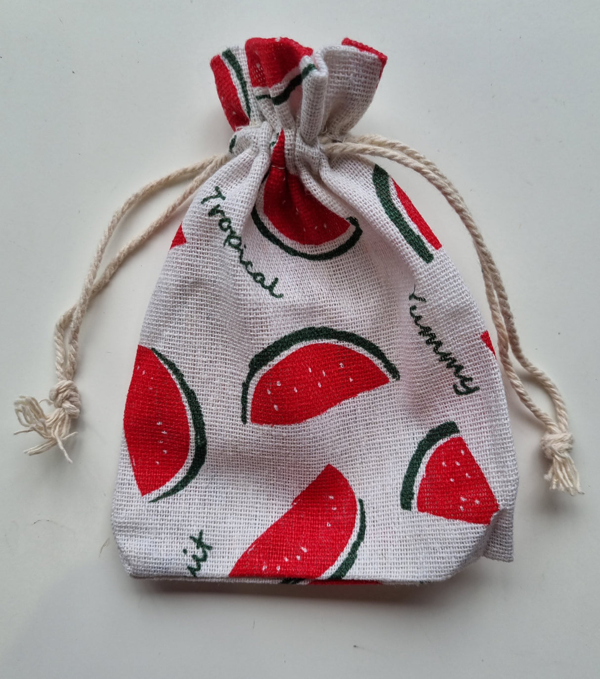 Comfee Power Square or Comfee Heart Travel Bag
