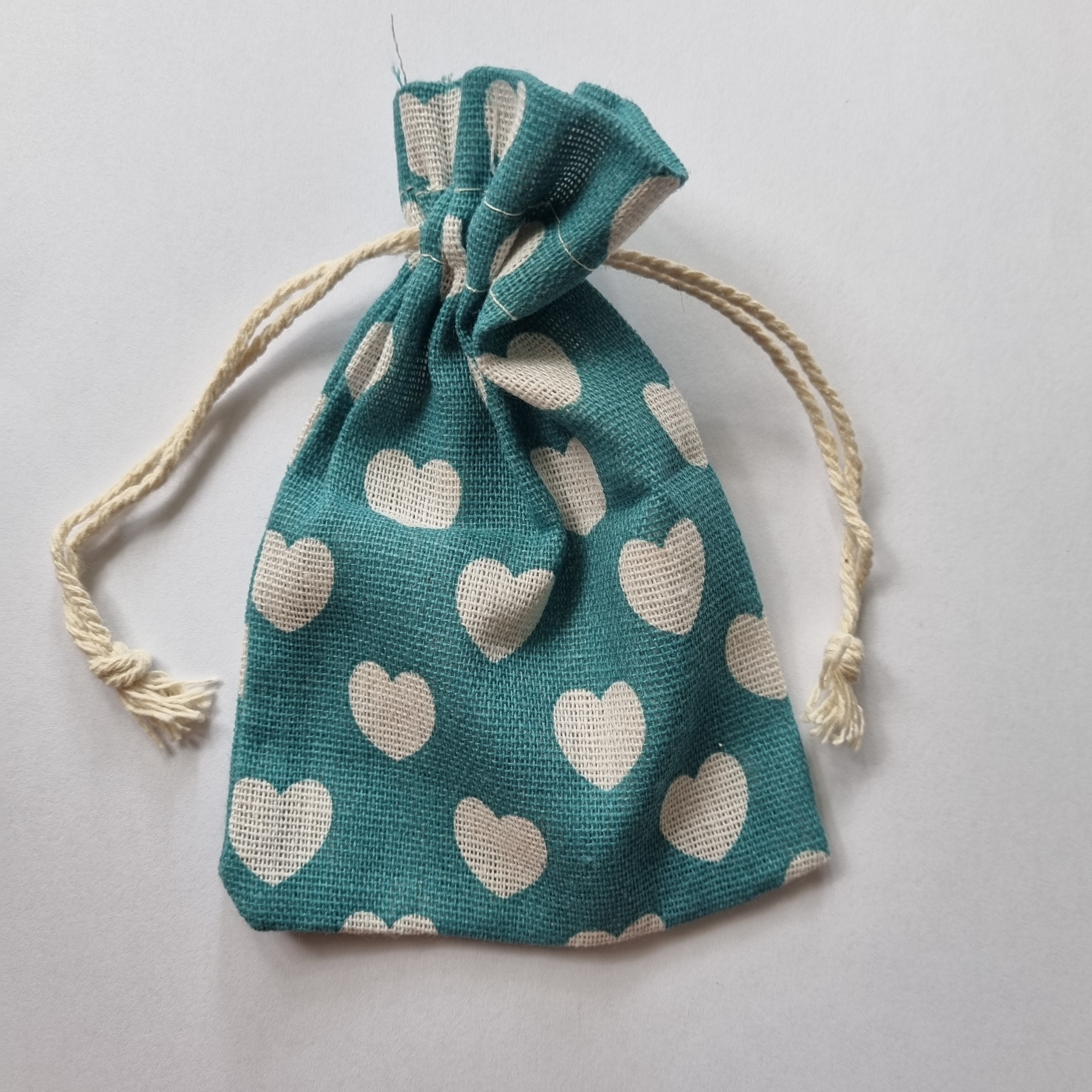 Comfee Power Square or Comfee Heart Travel Bag