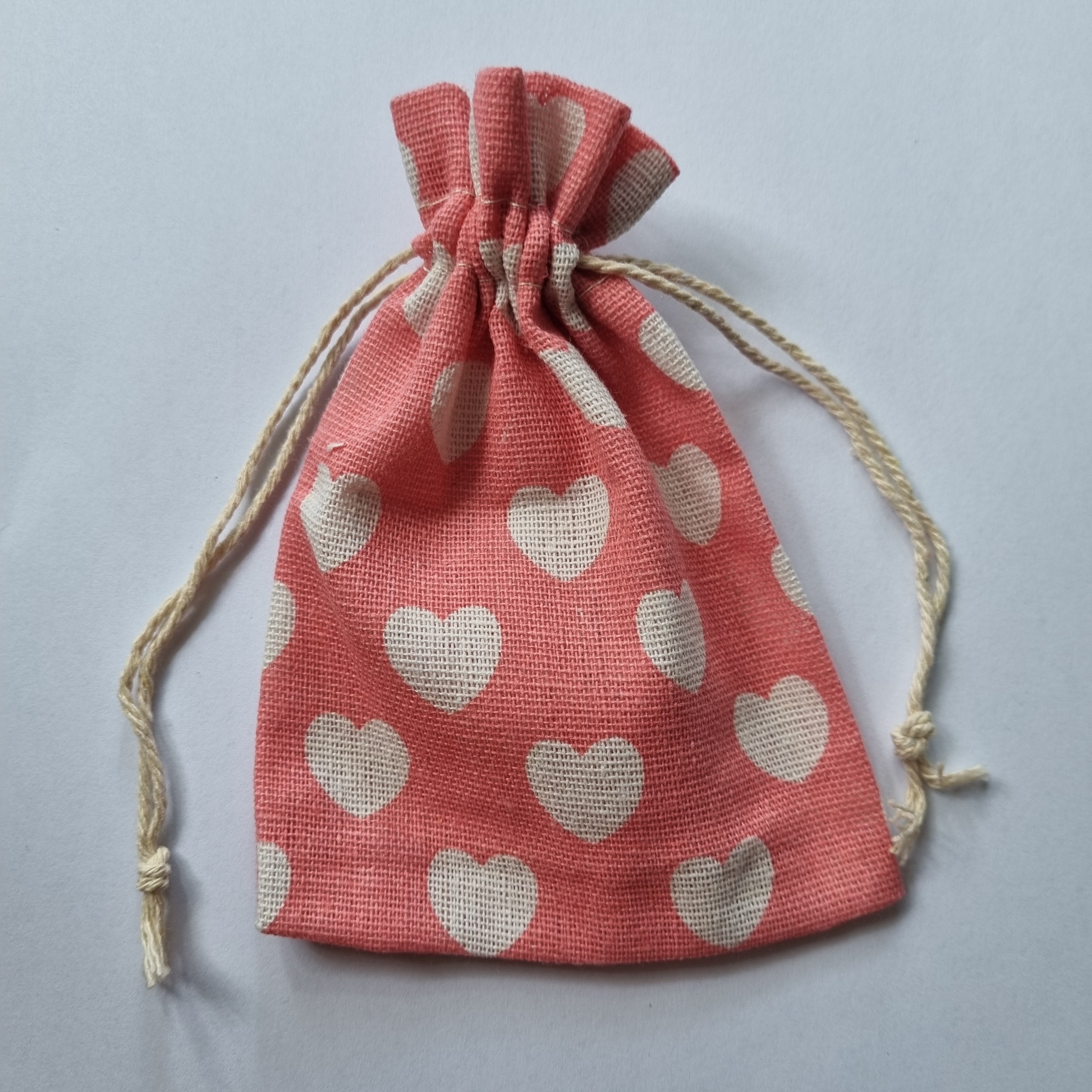 Comfee Power Square or Comfee Heart Travel Bag